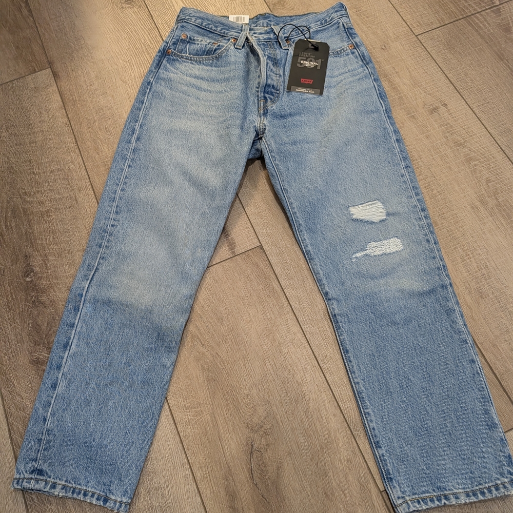 Levi's Light Blue Cropped Straight Jeans with Ripped Detail